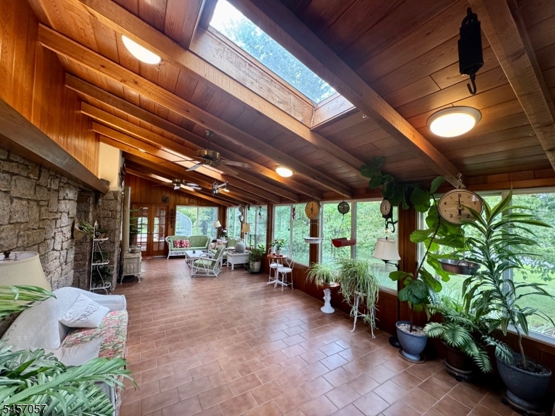 5 Oakura Ln Property Photo 37