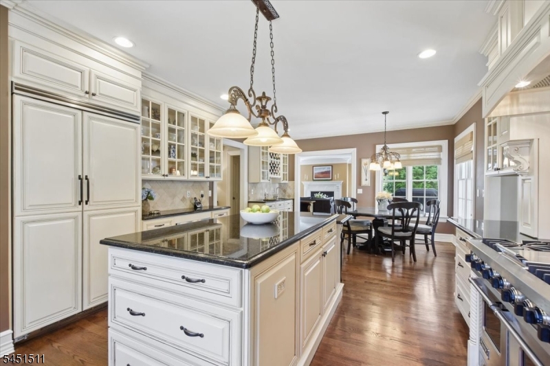 16 Sinclair Ter Property Photo 13