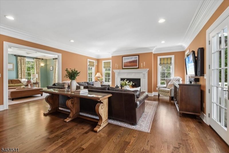 16 Sinclair Ter Property Photo 18