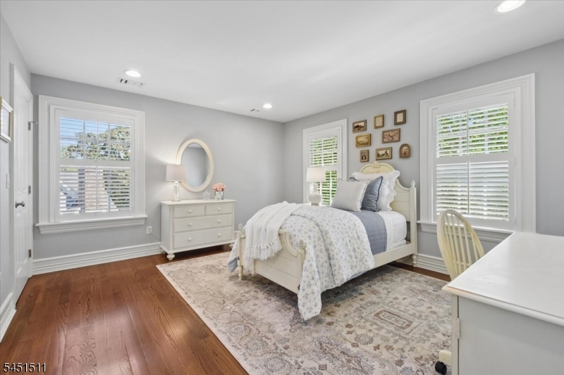16 Sinclair Ter Property Photo 26
