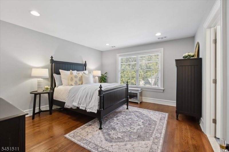 16 Sinclair Ter Property Photo 29