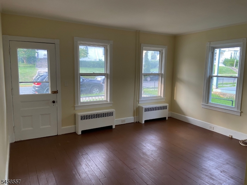 20 Church St Property Photo 6