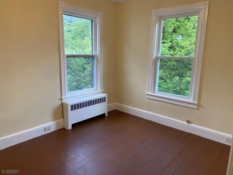 20 Church St Property Photo 8