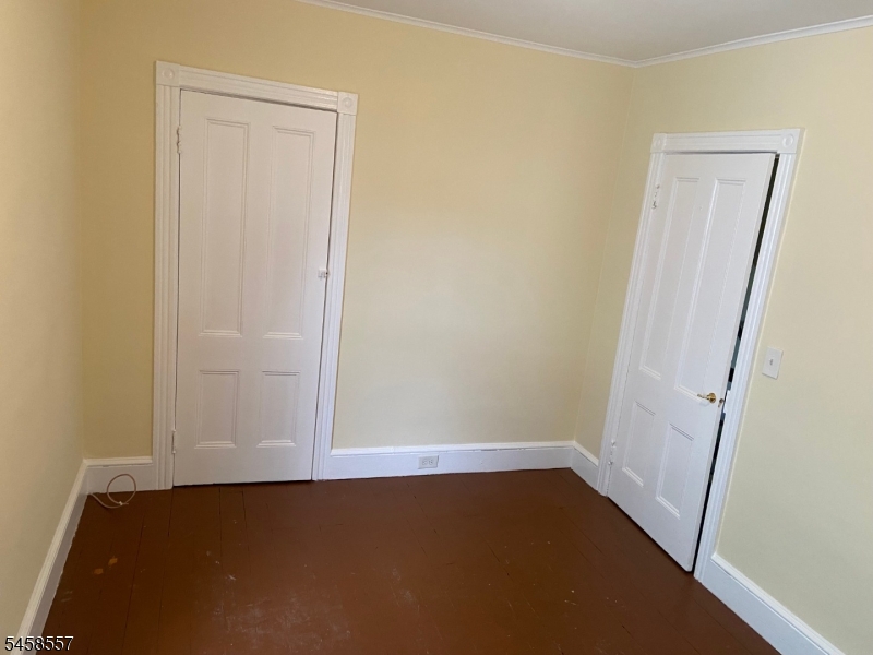 20 Church St Property Photo 9