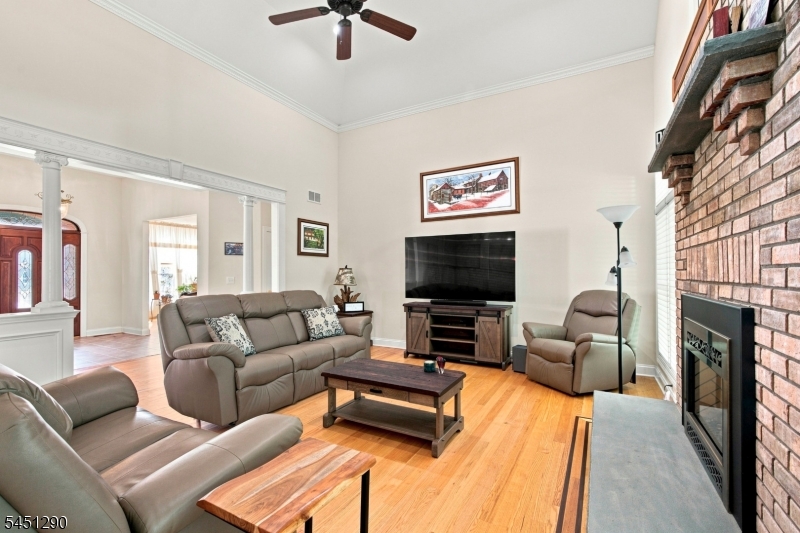 20 Eagles Nest Rd Property Photo 5
