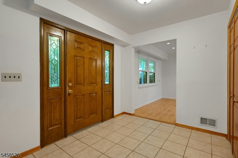 15 Camelot Way Property Photo 5
