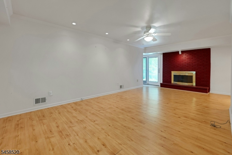 15 Camelot Way Property Photo 12