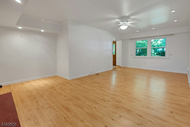 15 Camelot Way Property Photo 15