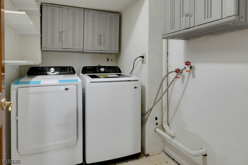15 Camelot Way Property Photo 20