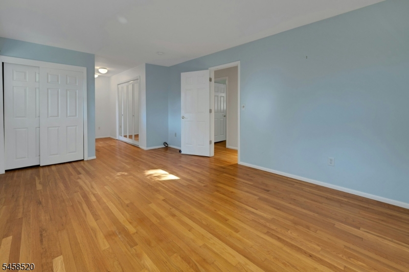 15 Camelot Way Property Photo 23