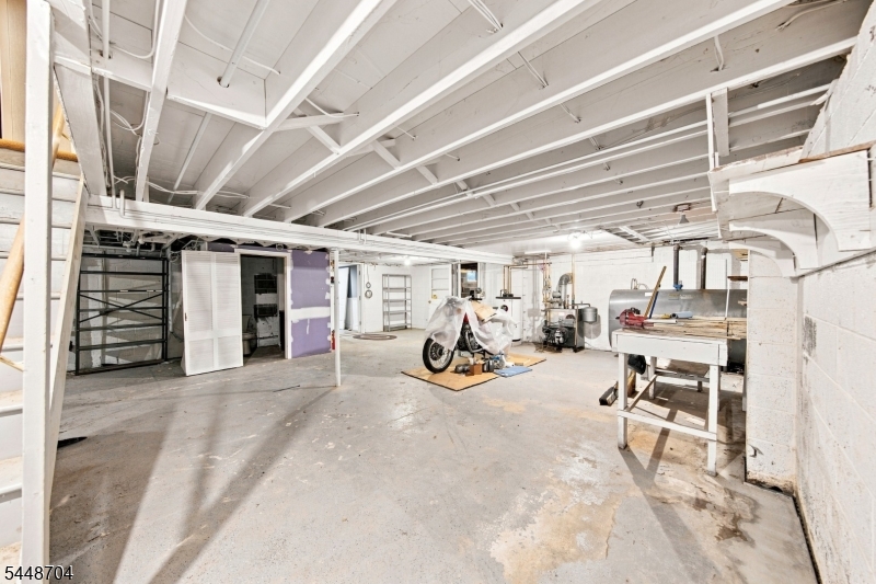 1 Strong Ln Property Photo 40