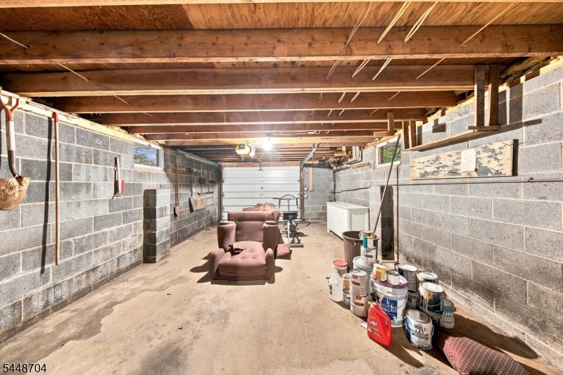 1 Strong Ln Property Photo 41