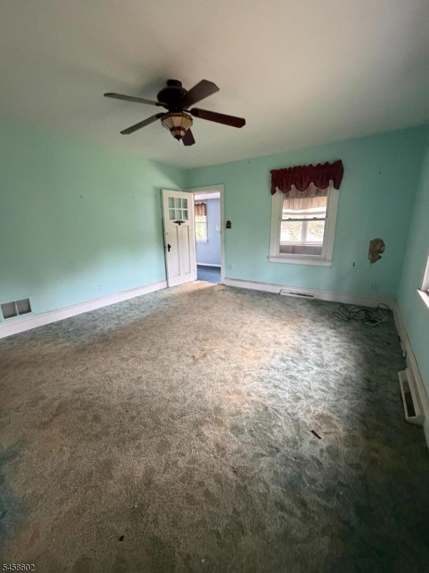 398 Gardens Ave Property Photo 4