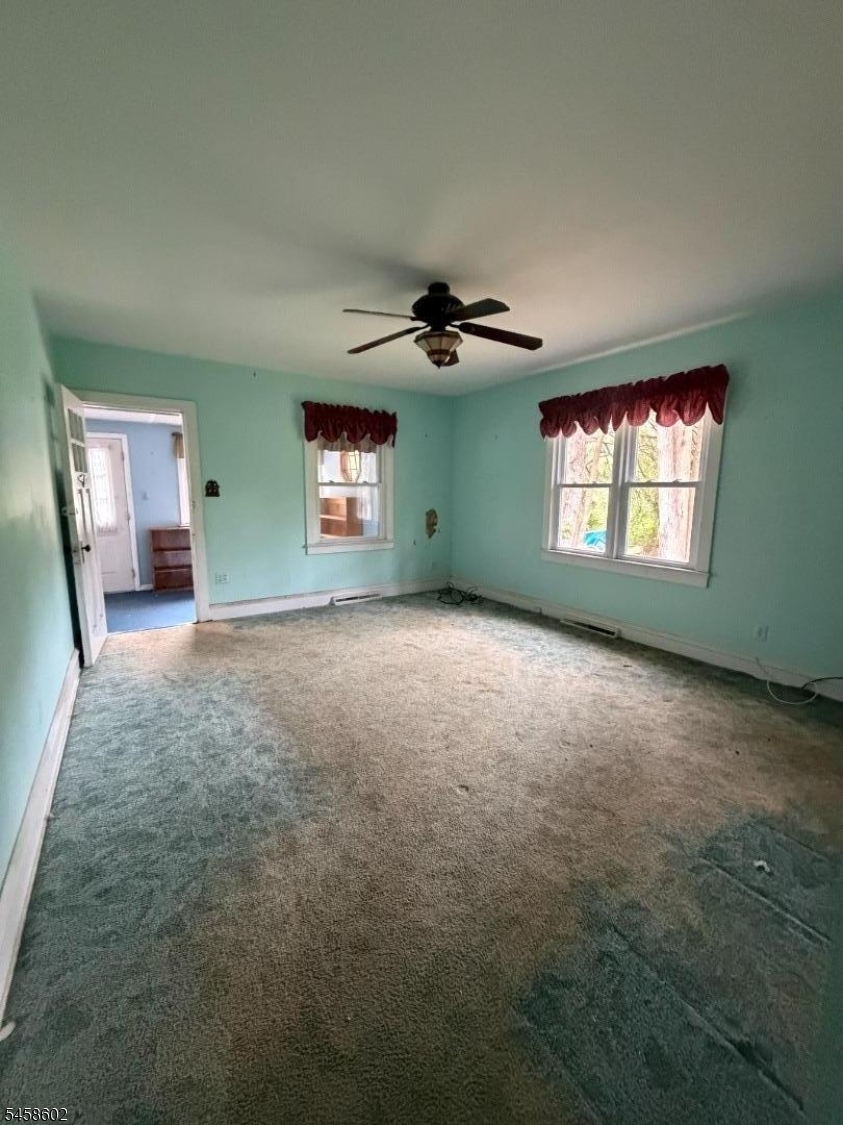 398 Gardens Ave Property Photo 6