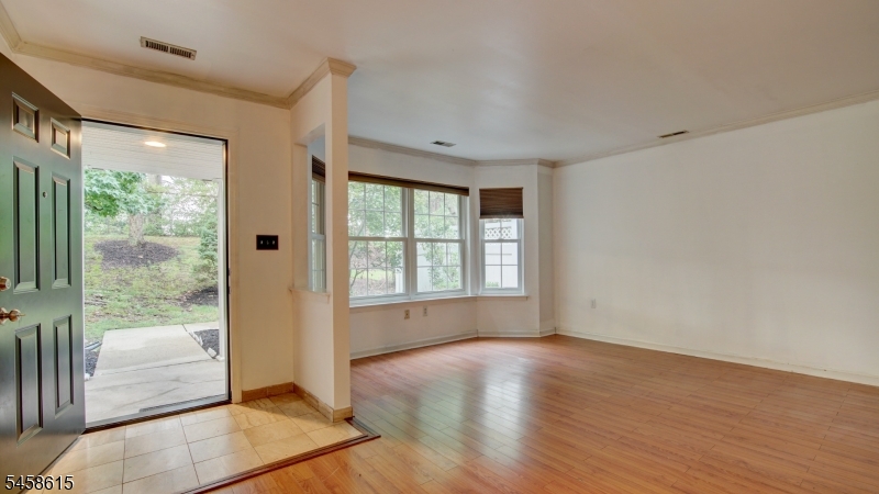 8 Forden Ct Property Photo 8