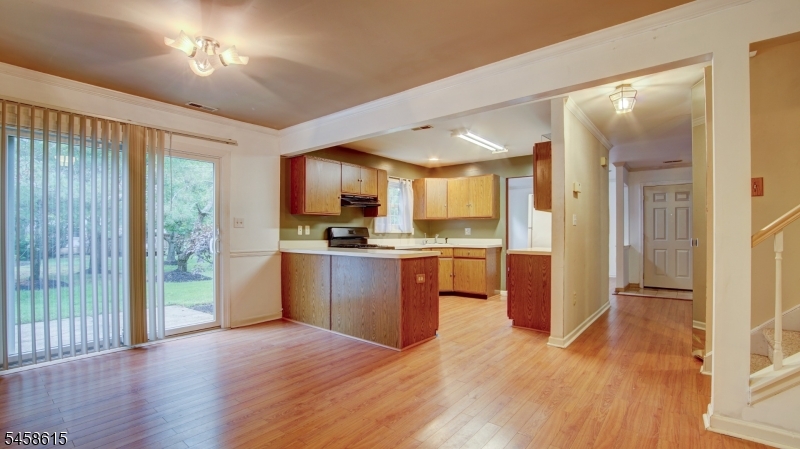 8 Forden Ct Property Photo 14