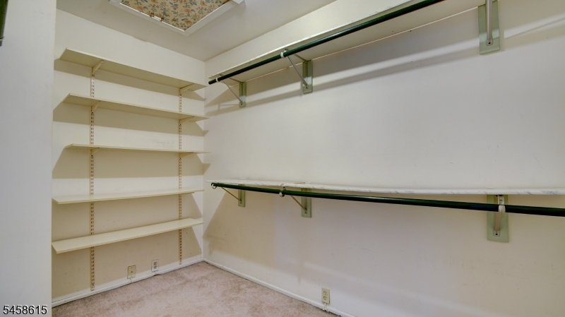 8 Forden Ct Property Photo 25