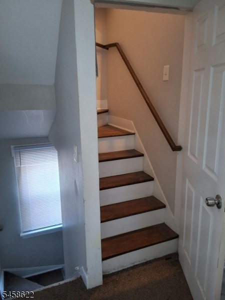 86 Mead St Property Photo 33