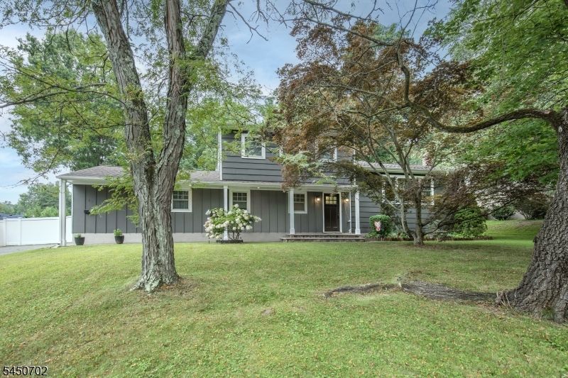 43 Sandra Ln Property Photo 23