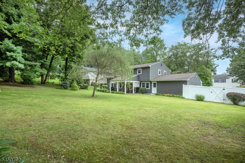 43 Sandra Ln Property Photo 31