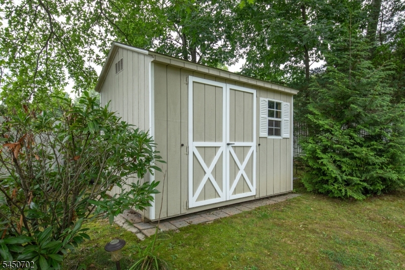 43 Sandra Ln Property Photo 32