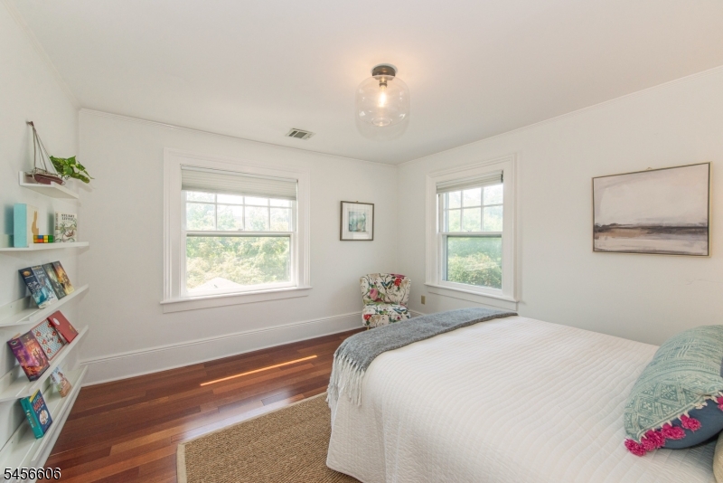 228 Watchung Ave Property Photo 32