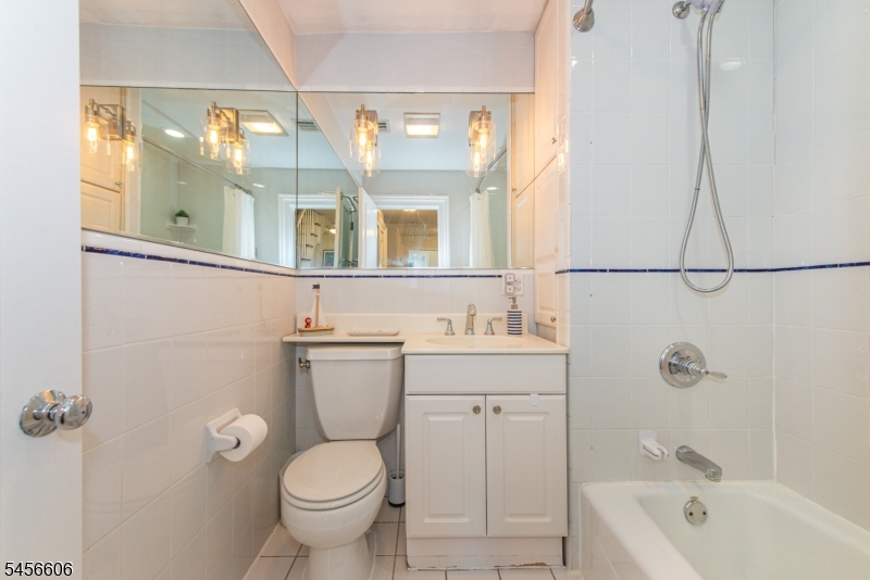 228 Watchung Ave Property Photo 33