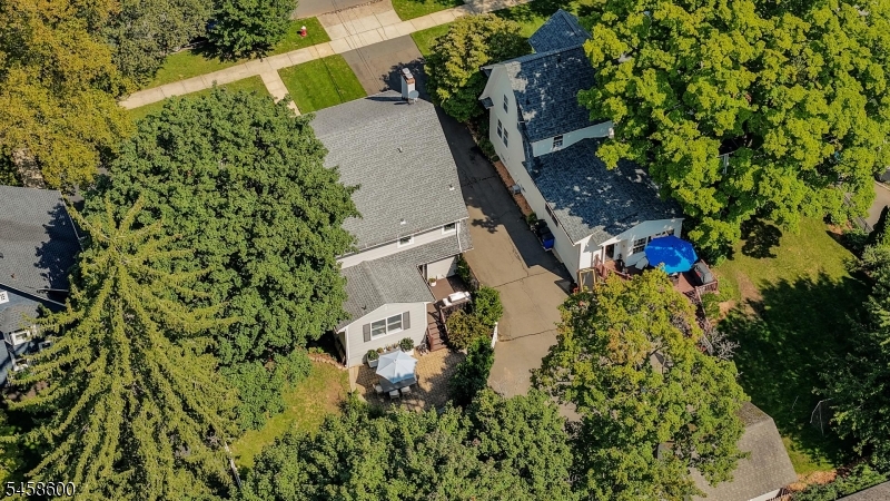 546 Alden Ave Property Photo 44