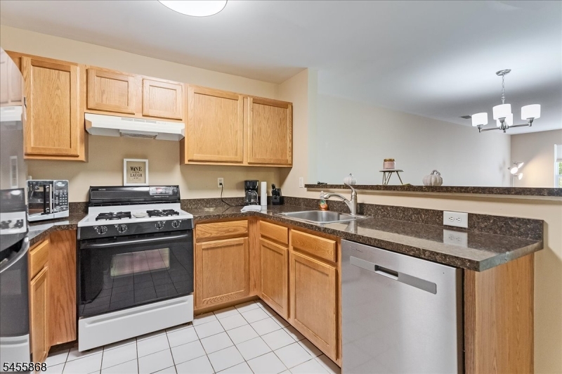 50 Pasture Ct Property Photo 3