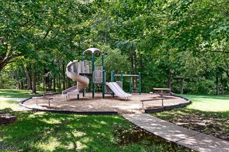50 Pasture Ct Property Photo 12