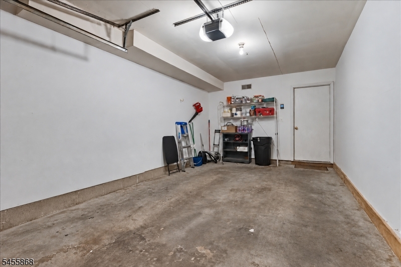 50 Pasture Ct Property Photo 13