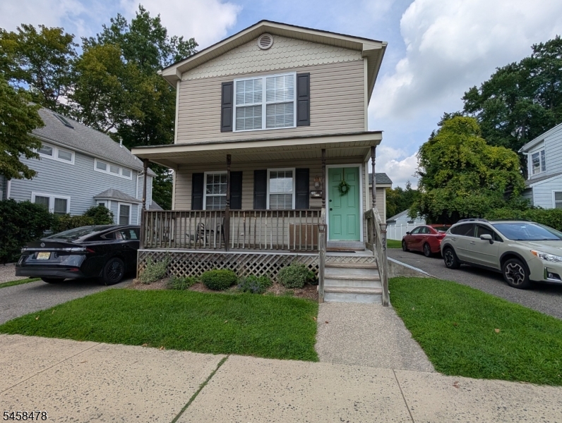 25 Lathrop Ave Property Photo 1