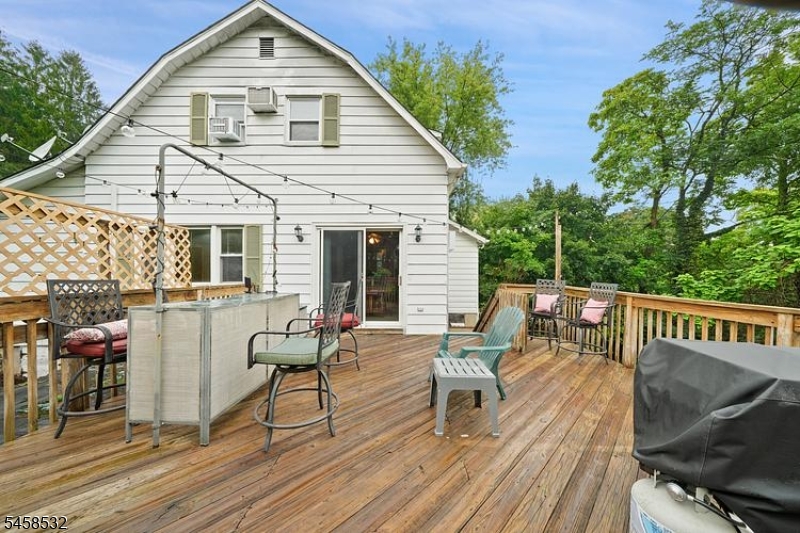 62 Vreeland Ave Property Photo 23