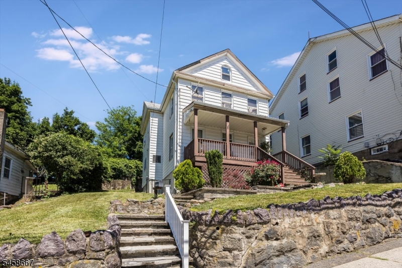 132 Boonton Ave Property Photo 1