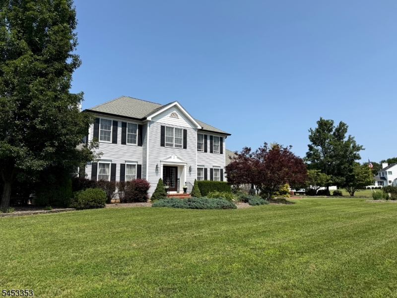 17 Saddle Ridge Rd