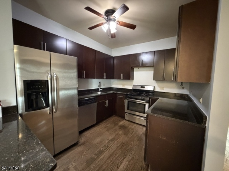 105 Broad Street 205 Property Photo 2