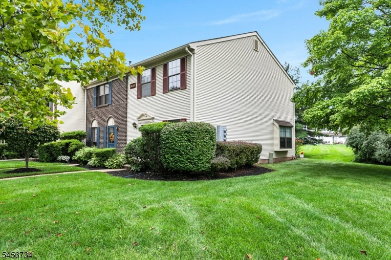 283 Penns Way Property Photo 4