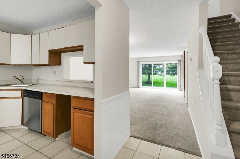 283 Penns Way Property Photo 6