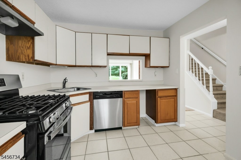 283 Penns Way Property Photo 9