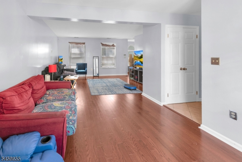 664 Irvington Ave 6 Property Photo 6