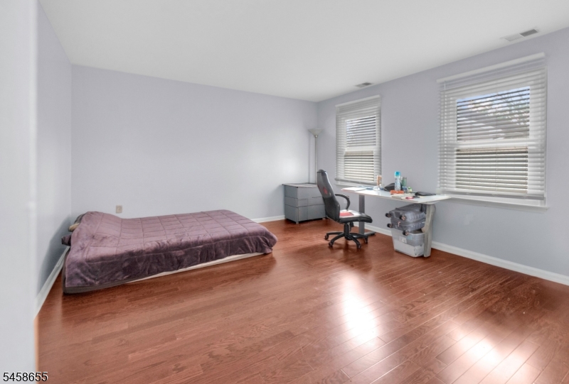 664 Irvington Ave 6 Property Photo 12