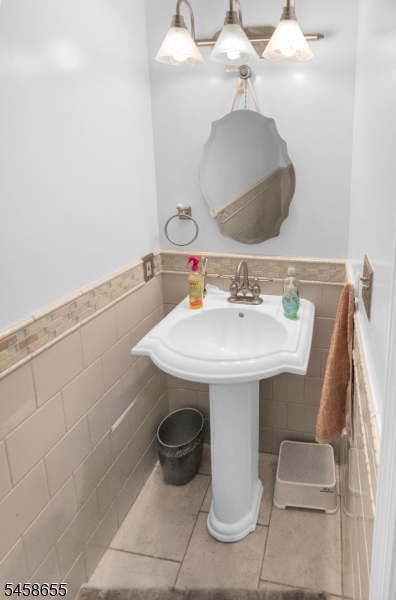 664 Irvington Ave 6 Property Photo 22