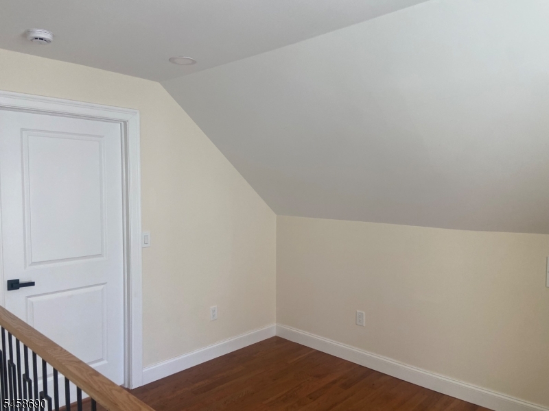6 Melrose Ave Property Photo 21