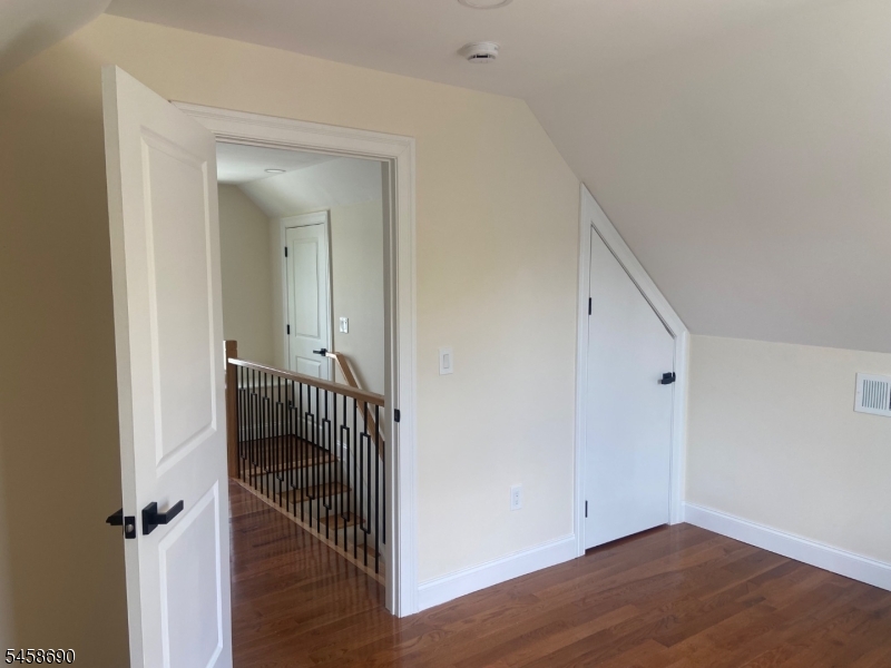 6 Melrose Ave Property Photo 26