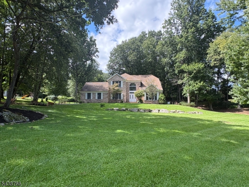 30 Carriage House Rd Property Photo 3