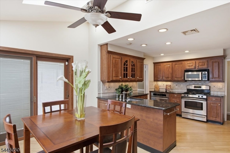 36 Curtis Avenue Property Photo 16