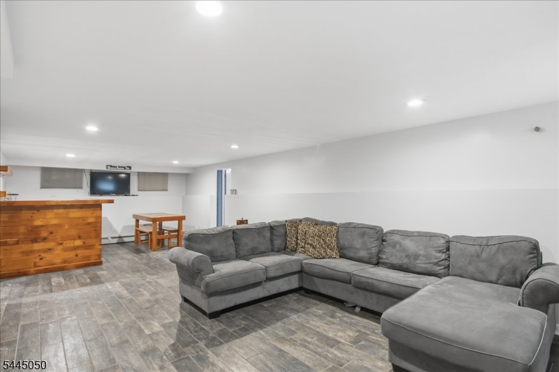 36 Curtis Avenue Property Photo 34