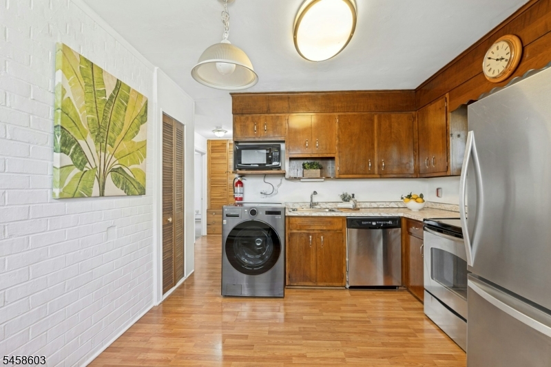 312 Westfield Rd Property Photo 14