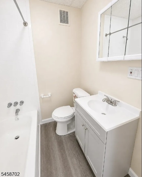 668 Clarkson Ave 4 Property Photo 11