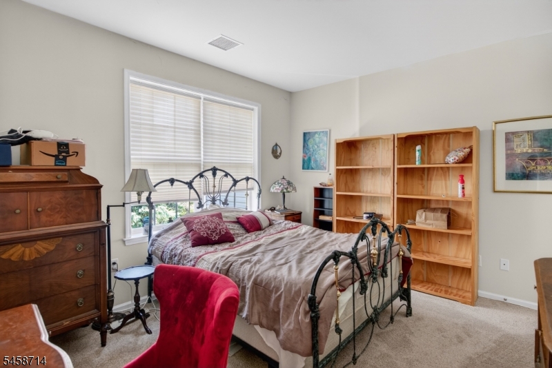526 Timberlake Dr 526 Property Photo 17